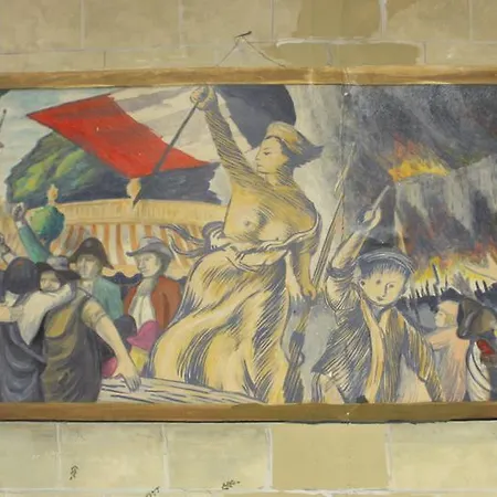 Royal Bastille Отель 2*