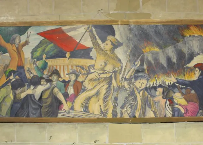 Royal Bastille Отель 2*