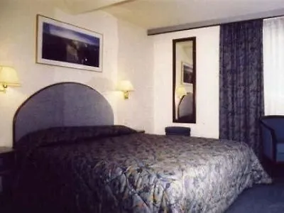 Royal Bastille Otel 2*