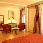 Royal Bastille 2*