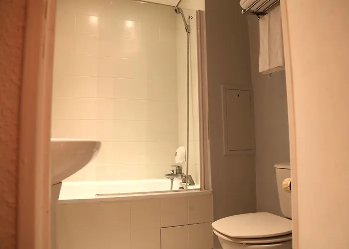 Royal Bastille Hotel